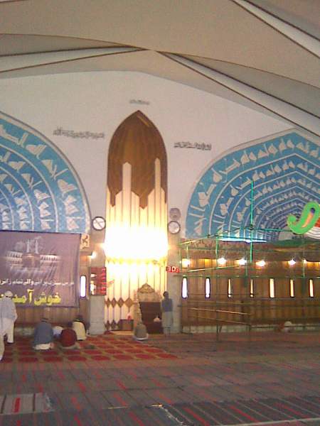 Preprations For Data Ganj Bakhsh Urs Mubarak 2010 Photo 017.jpg